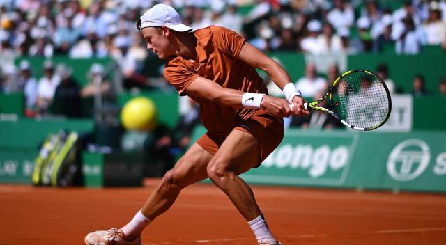 开云体育-鲁内未能复制巴黎神奇 00后“小三巨头”言之尚早？