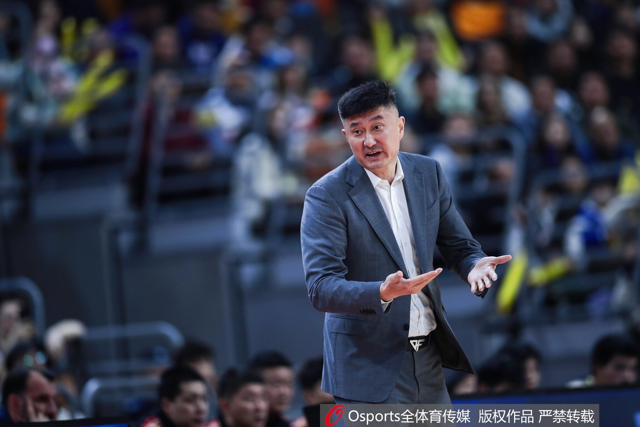 官方网站-媒体人：杜锋采访阴阳对手目的性太明显 单论真诚许利民做得挺好